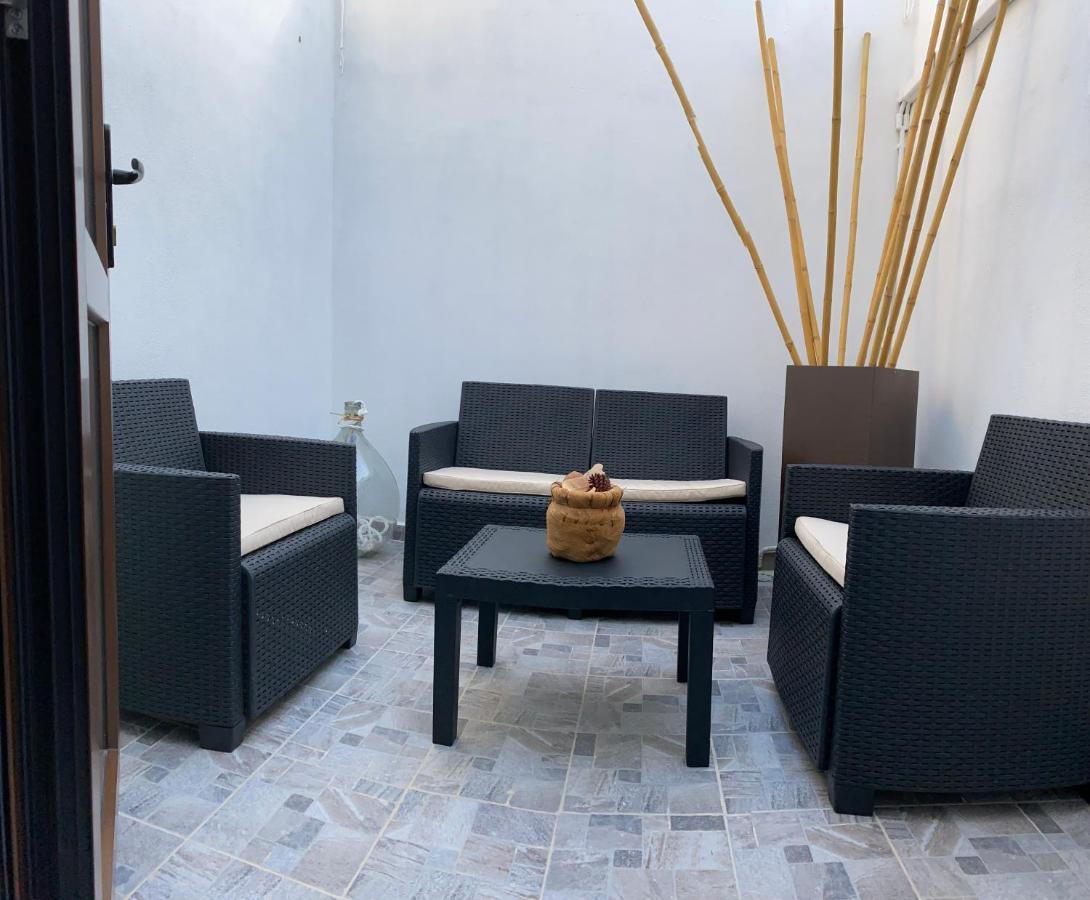 La Casa Di Stefania Apartment Porto Pino Exterior photo